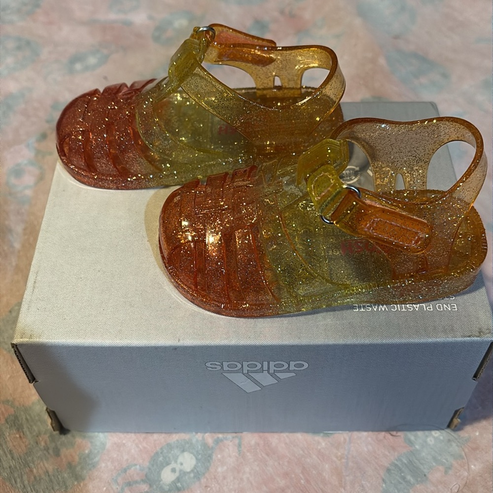 Sandals - Picture 4 of 7